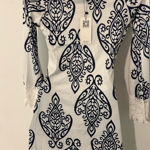 Dress - Picture 4 of 6